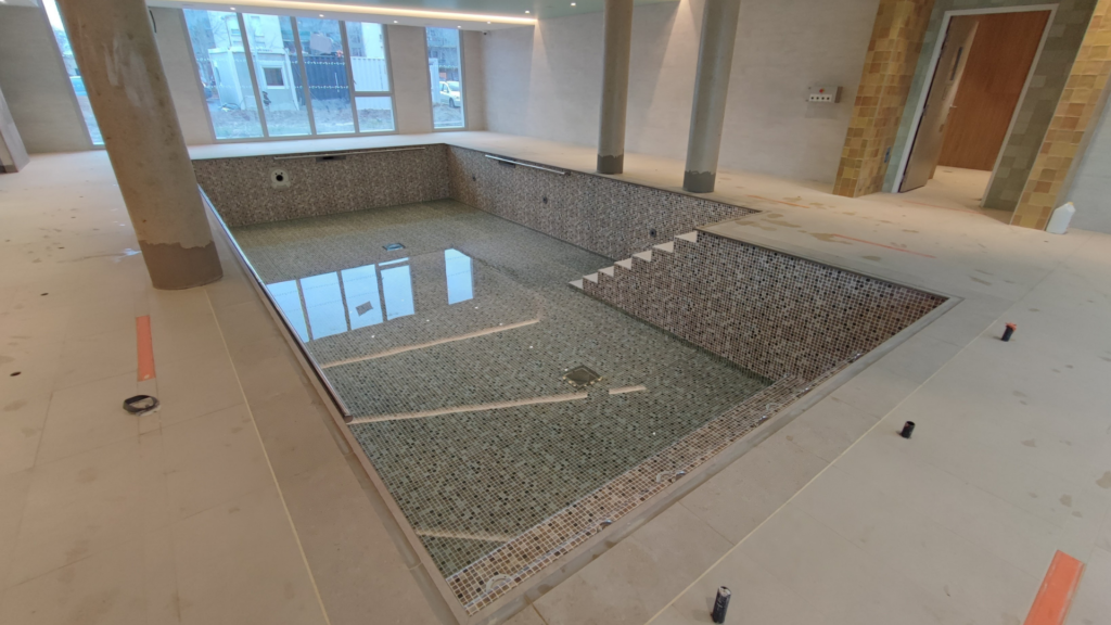 aquafab-etancheite-piscine-privee-professionnelle-particulier-perpignan-66-pyrénées-orientales-renovation-construction